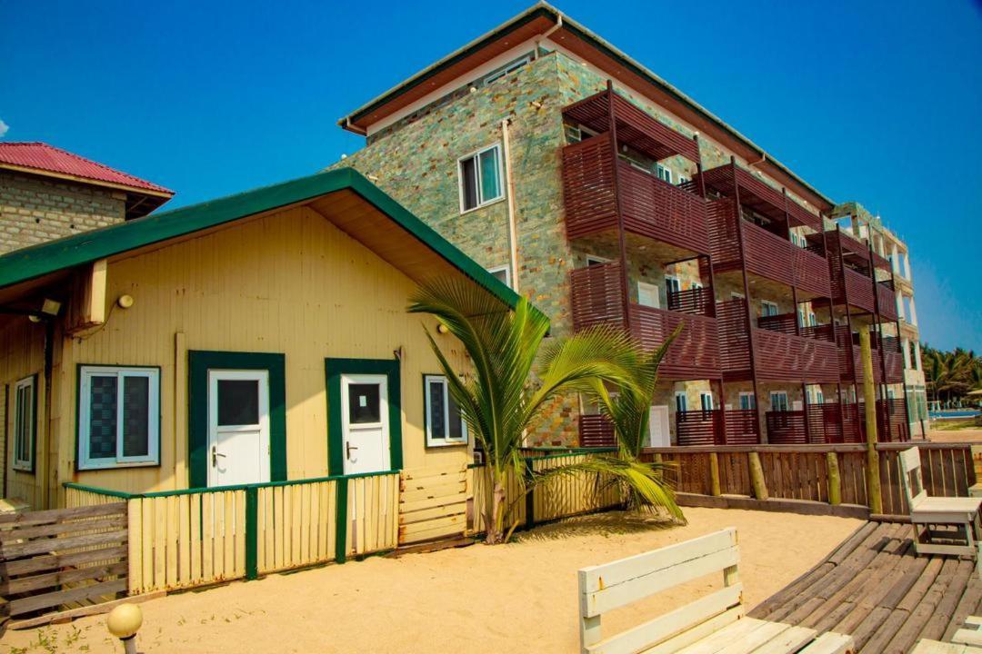 Ocean Green Beach Resort Prampram Εξωτερικό φωτογραφία
